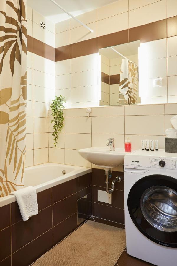 Spacious 2Bdr Apartment Near Business District Zagreb Buitenkant foto